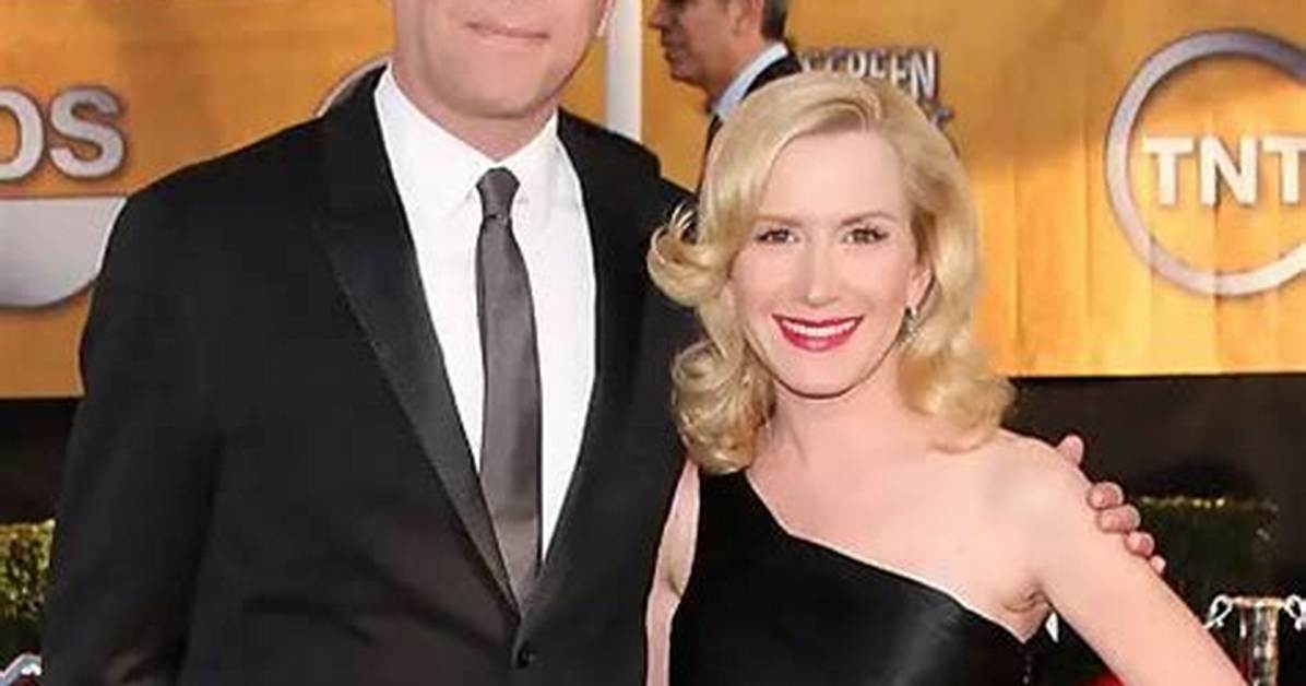 Ed Helms’s Girlfriend: Who Is Ed Helms Dating?