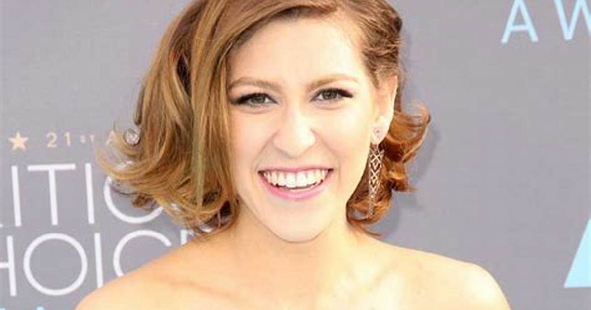 Eden Sher Net Worth, Age, Height, Bio, Birthday, Wiki!
