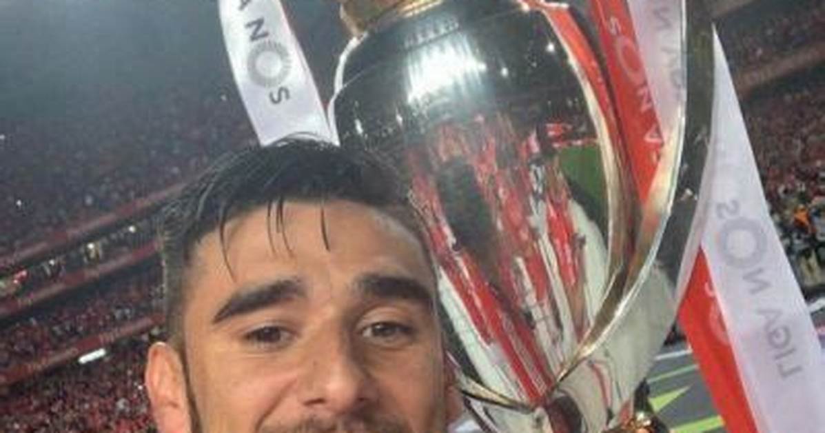 Eduardo Salvio- Wiki, Age, Height, Wife, Net Worth, Ethnicity, Career