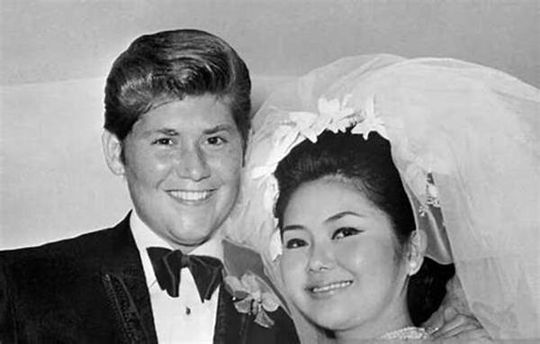 Elaine Okamura- Wiki, Age, Ethnicity, Husband, Height, Net Worth, Career