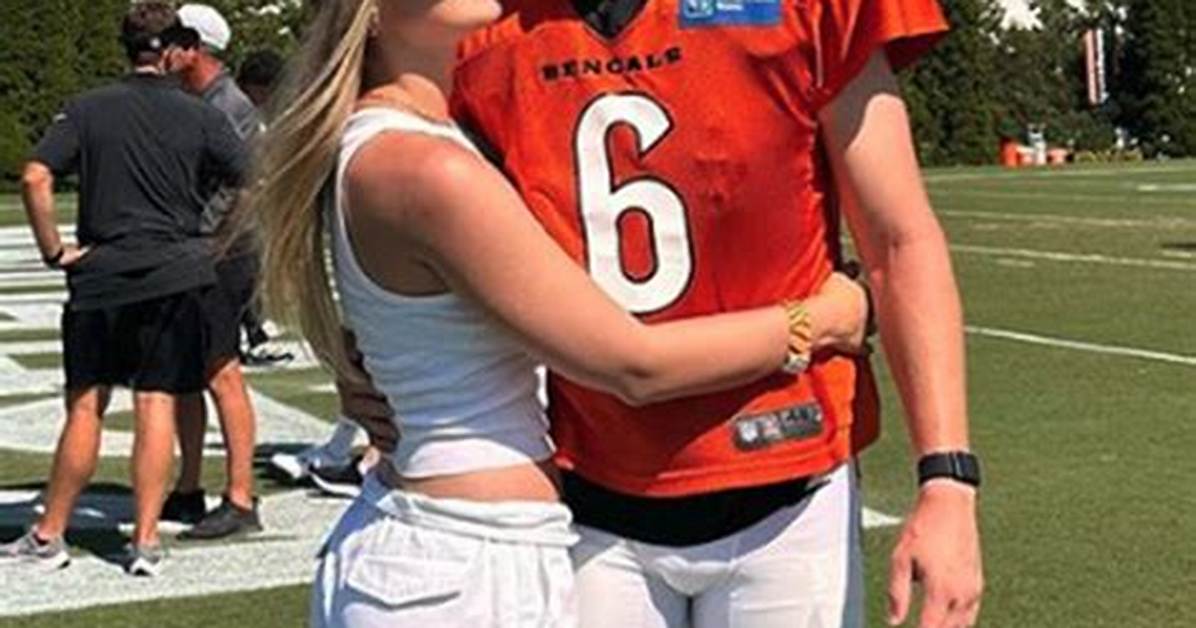 ElROJO’s Girlfriend: Who Is elROJO Dating?