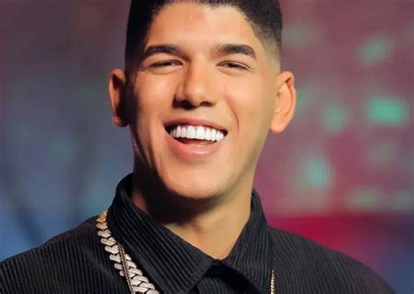Elson Vaqueiro - Net Worth, Age, Height, Birthday, Bio, Wiki!