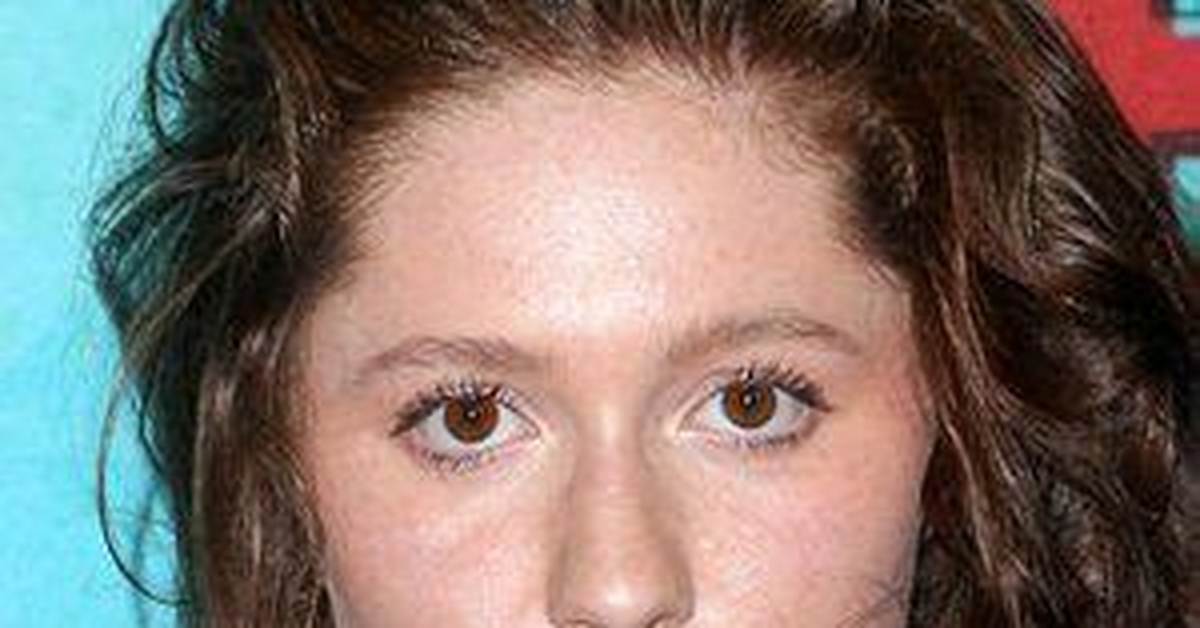 Emma Kenney Net Worth, Age, Height, Bio, Birthday, Wiki!