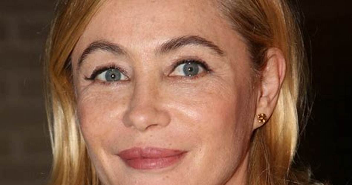 Emmanuelle Beart Husband: Is Emmanuelle Beart Married?