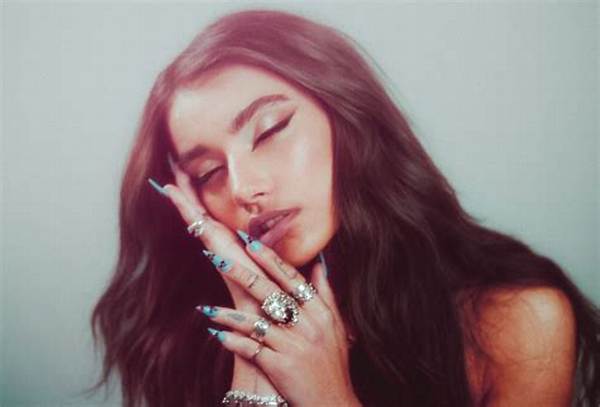 Exclusive: Celebmix Chats with Singer-Songwriter El Mar
