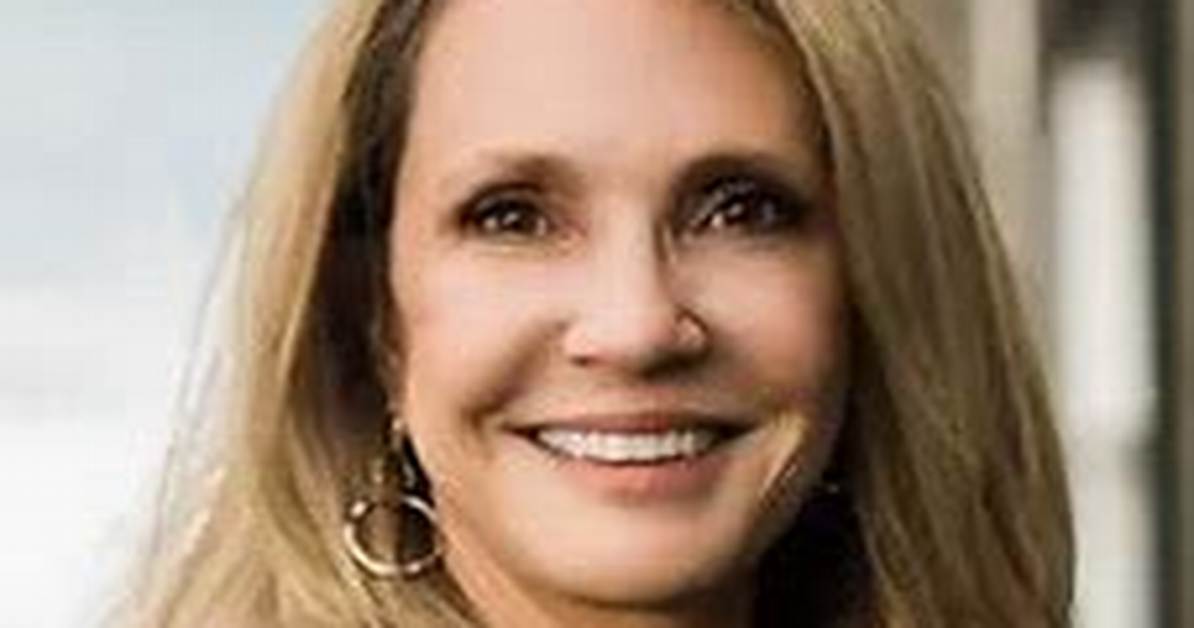 Fame | Patti Callahan Henry Net Worth and Salary Income Estimation Apr, 2024