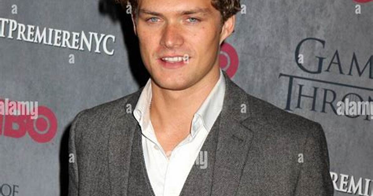 Game of Thrones Star Finn Jones Cast as Lead in New Marvel Series