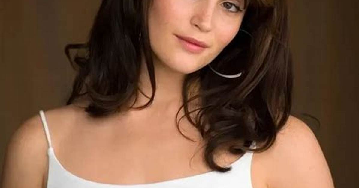 Gemma Arterton Age, Bio, Parents, Career, Net Worth, Husband