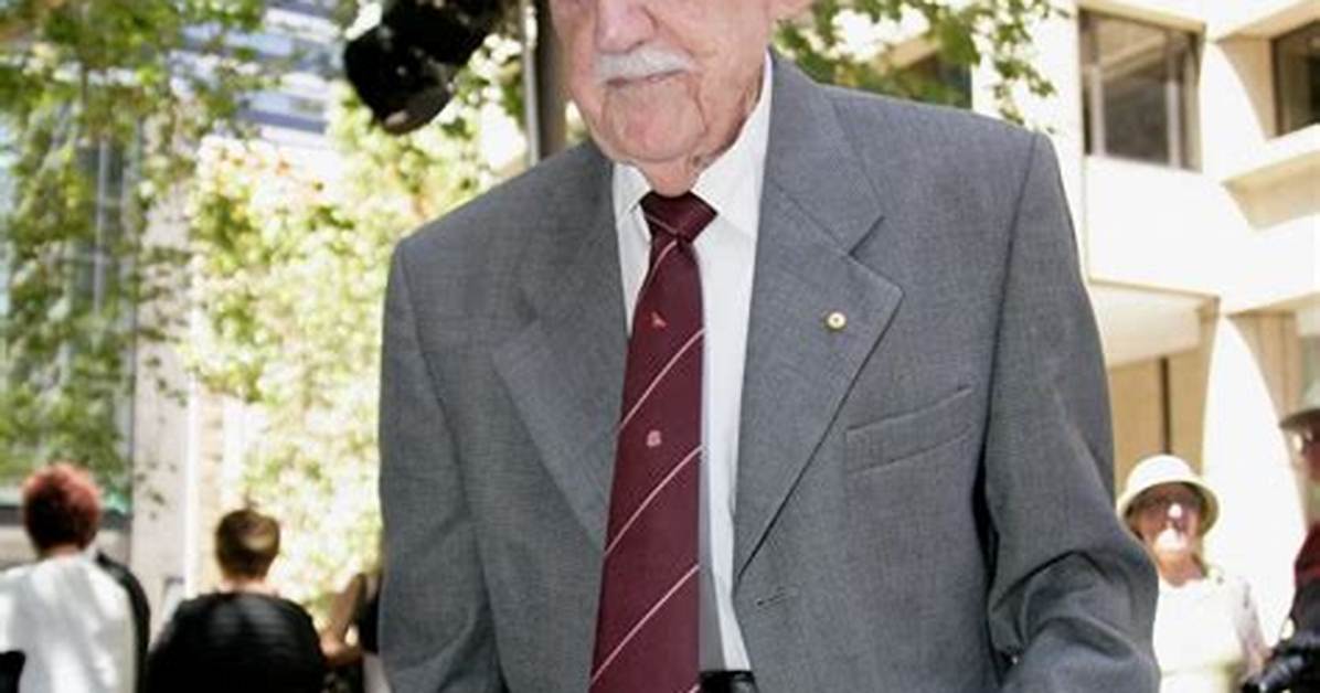 George Cohen - Net Worth, Age, Height, Birthday, Bio, Wiki!