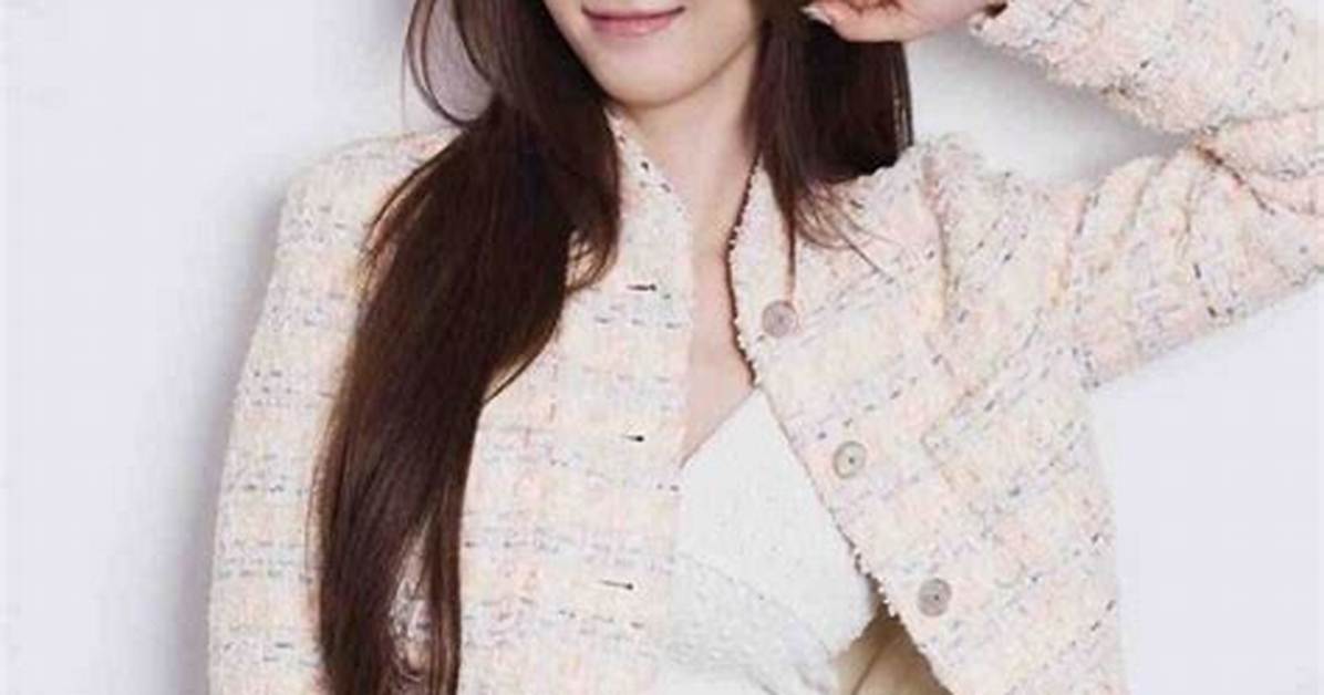 Go Ara- Wiki, Age, Height, Net Worth, Boyfriend, Ethnicity