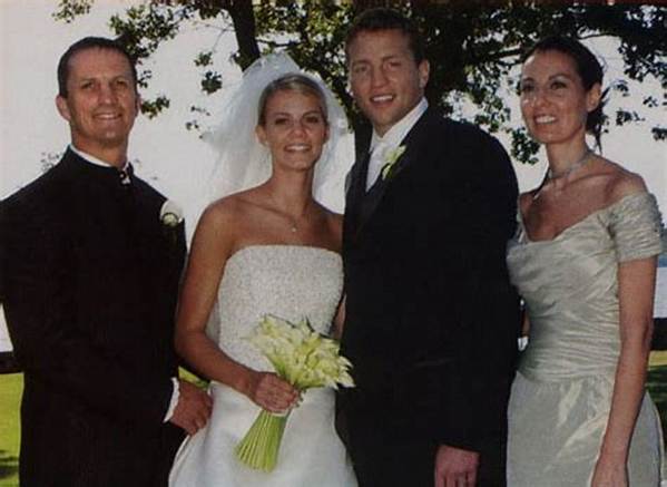 Guy Carbonneau Daughters: Anne-Marie and Kristina Carbonneau