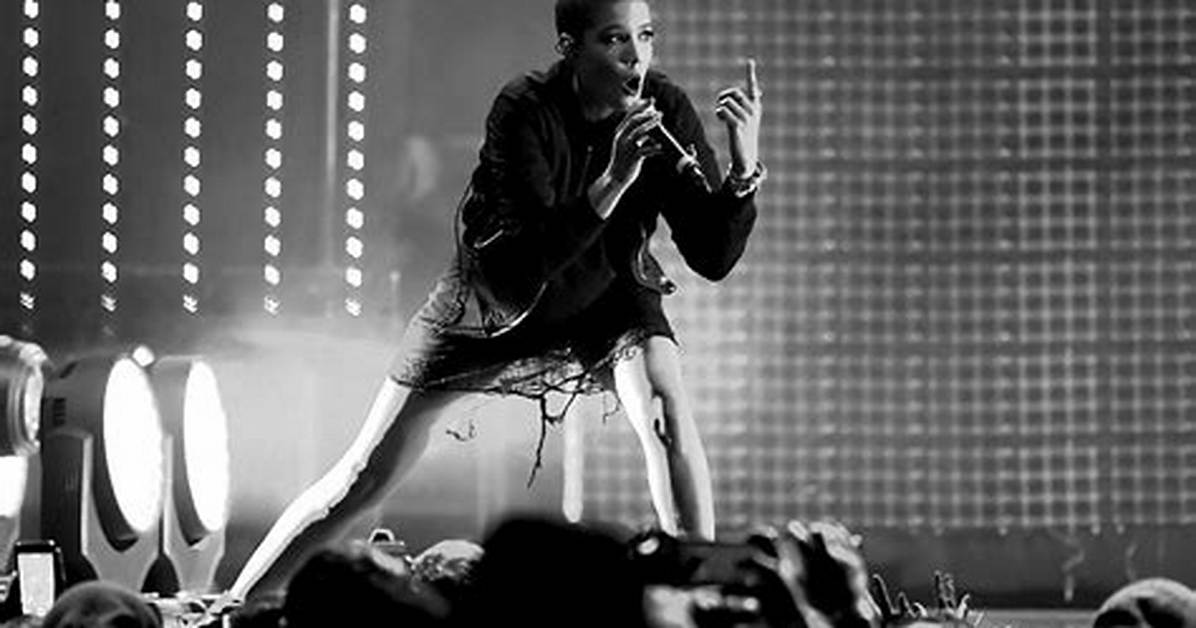 Halsey Announces Summer 2016 Tour Dates!