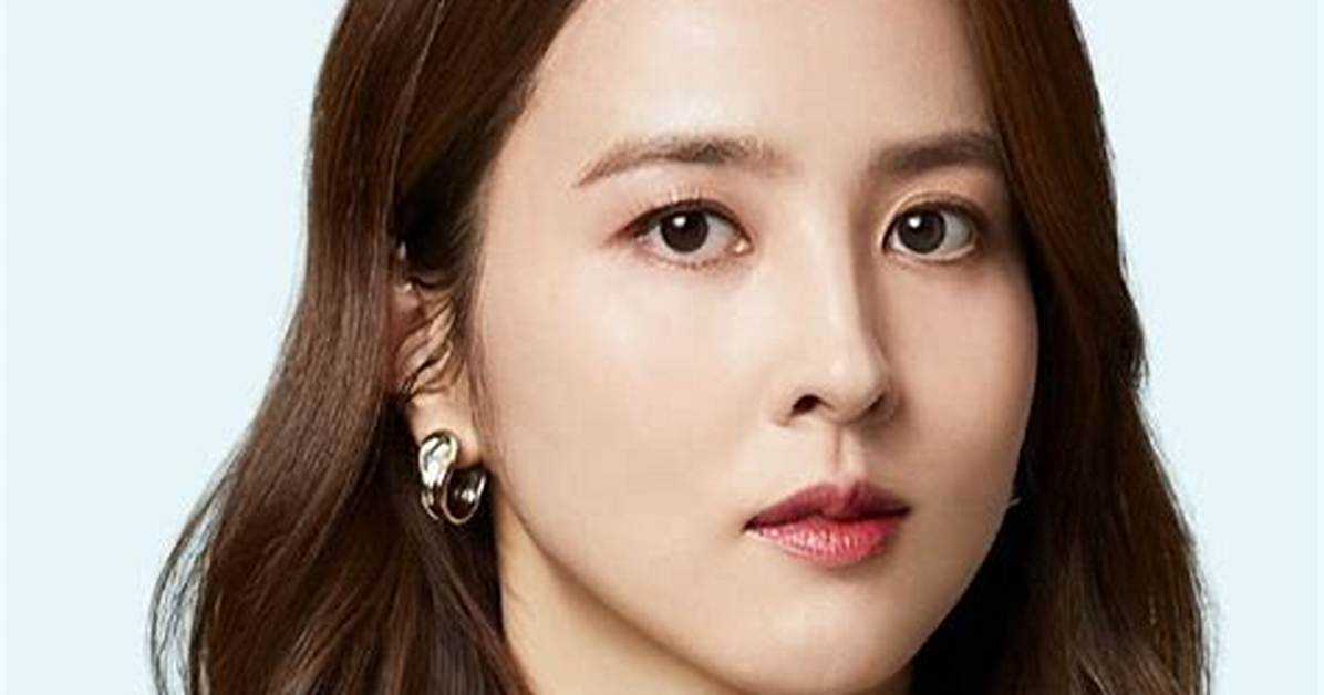 Han Hye-Jin - Net Worth, Age, Height, Birthday, Bio, Wiki!
