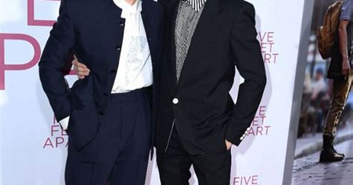 How Tall Is Cole Sprouse?