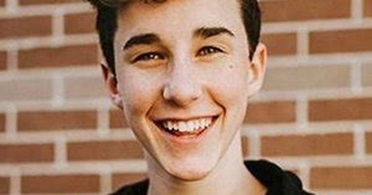 Hunter Rowland- Age, Girlfriend, Height, Net Worth, Nationality