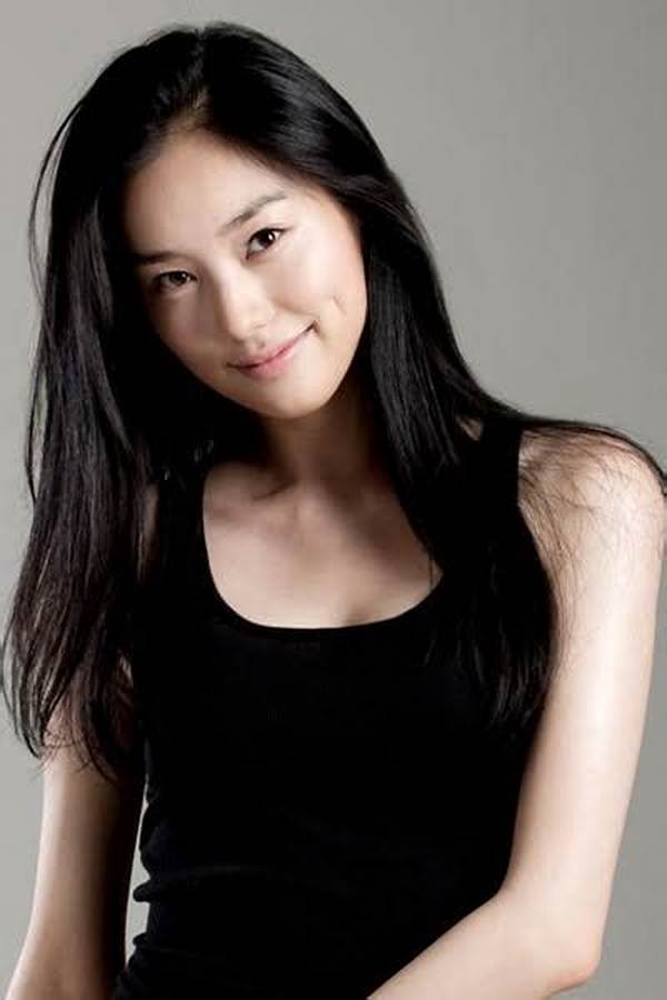 Hwang Hee - Net Worth, Age, Height, Birthday, Bio, Wiki!
