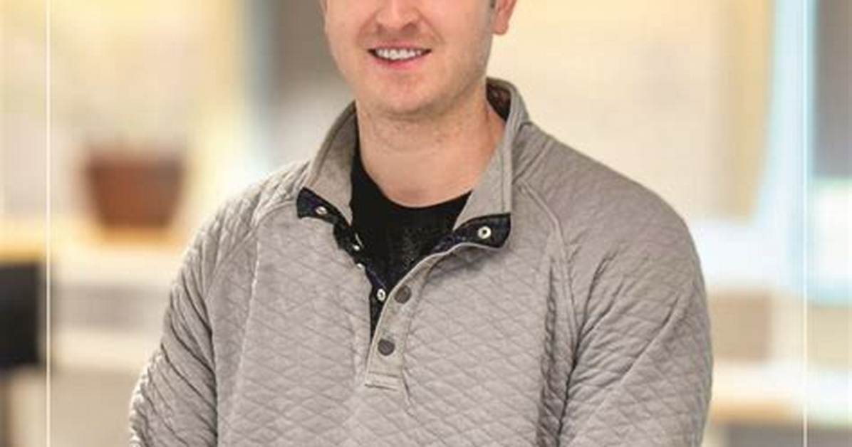 Ian Avery’s Girlfriend: Who Is Ian Avery Dating?