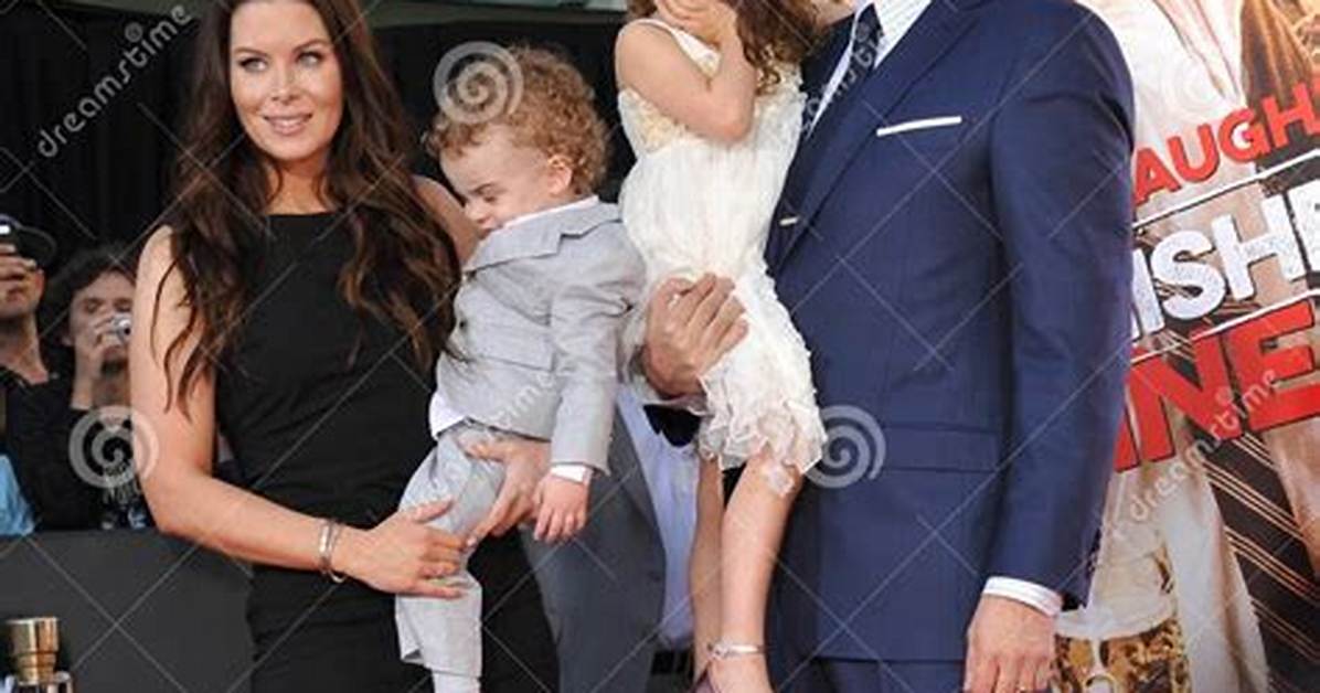 Inside Vince Vaughn and Kyla Weber Married Life