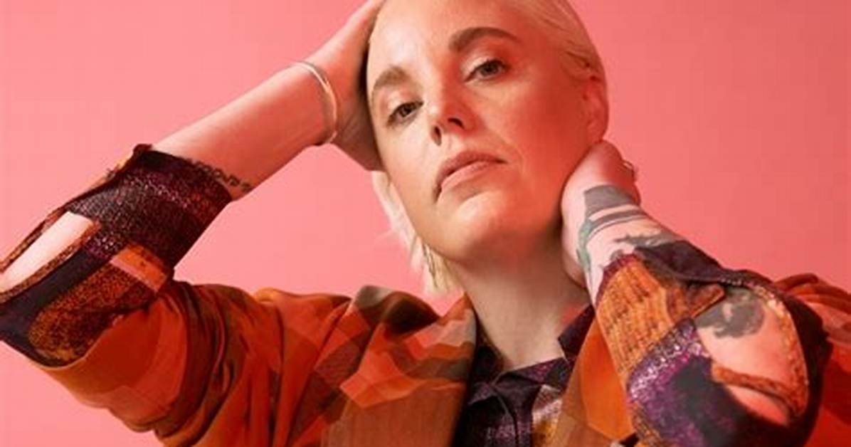Introducing: Amy Lilley - Celebmix