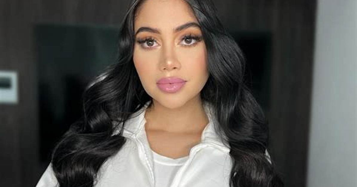 Jailyne Ojeda Height, Weight, Age, Measurements, Net Worth