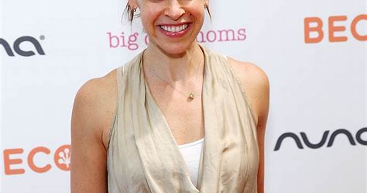 Jenna Wolfe’s Girlfriend: Who Is Jenna Wolfe Dating?