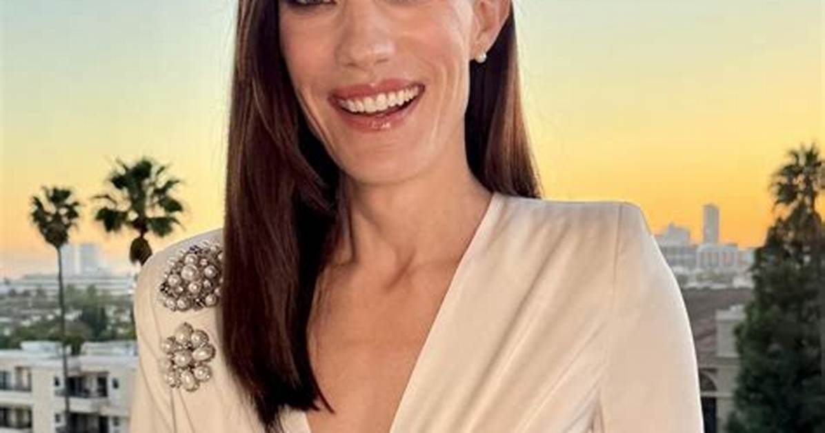 Jennifer Carpenter - Net Worth, Age, Height, Birthday, Bio, Wiki!