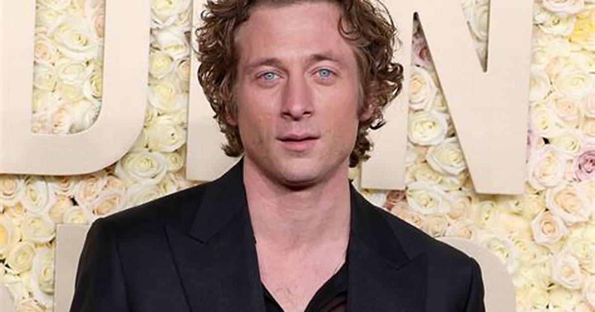 Jeremy Allen White - Celebrity