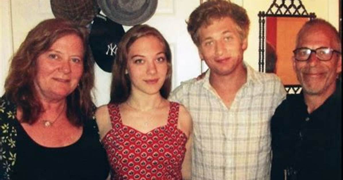 Jeremy Allen White Parents: Meet Eloise and Richard White