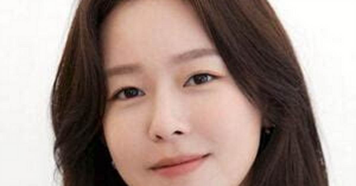Jin Kyung - Net Worth, Age, Height, Birthday, Bio, Wiki!