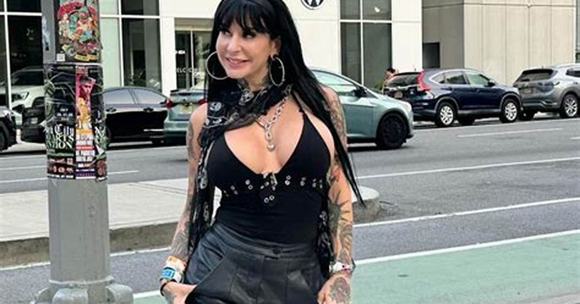 Joanna Angel Net Worth, Age, Height, Bio, Birthday, Wiki!