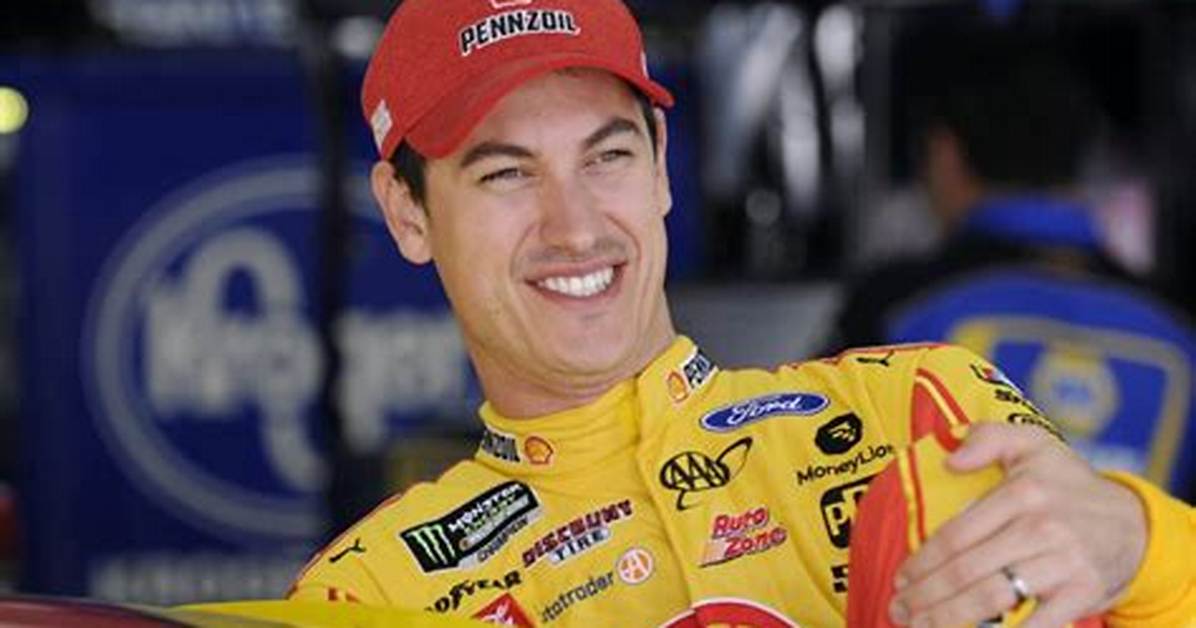 Joey Logano Bio, Age, Height, Career, Net Worth, Family