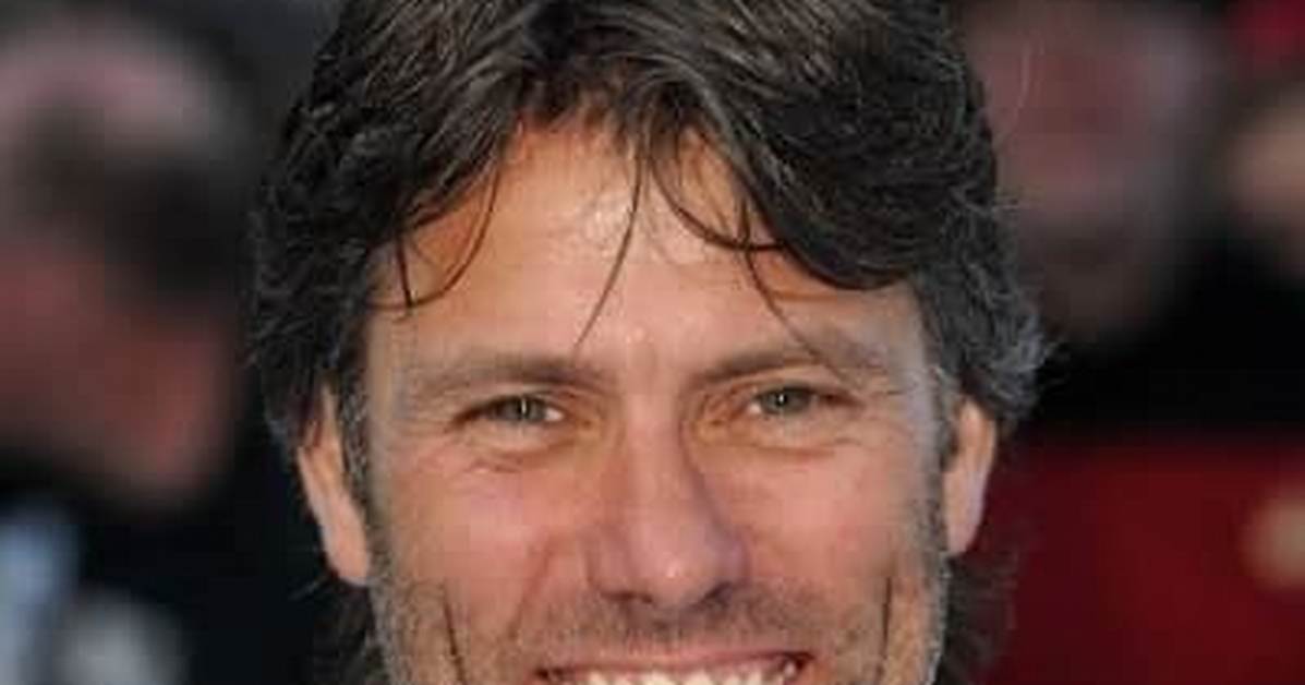 John Bishop- Wiki, Biography, Age, Height, Net Worth, Wife