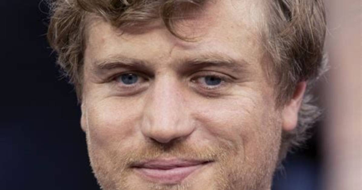 Johnny Flynn Biography: Net Worth, Wife, Age, News, Instagram, Movies & Tv Shows, Wikipedia, Children, Songs