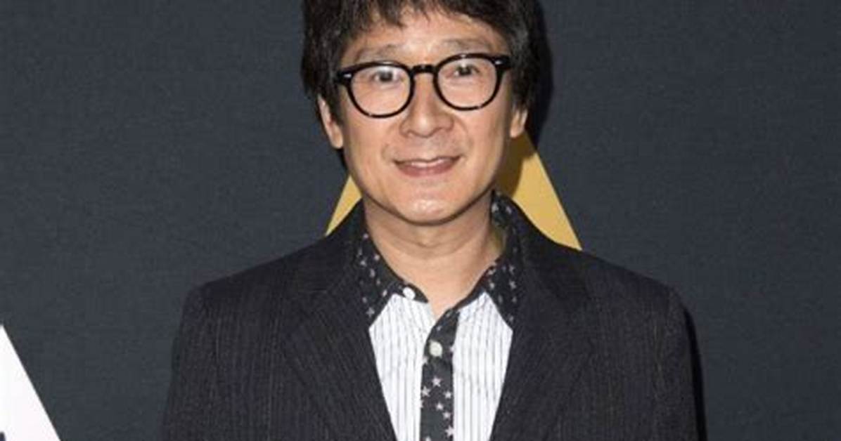 Jonathan Ke Quan Wife, Family, Net Worth, Wiki, Bio