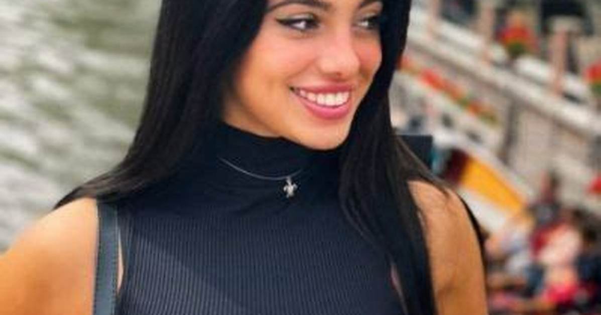Julia Bayonetta- Net Worth, Bio, Age, Dating, Height, Career