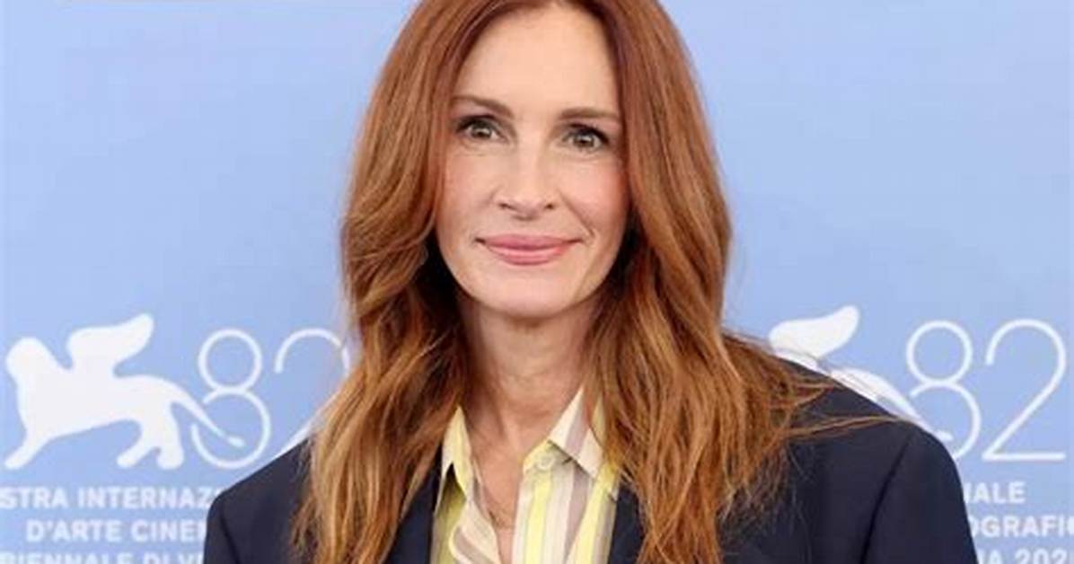 Julia Campbell - Net Worth, Age, Height, Birthday, Bio, Wiki!
