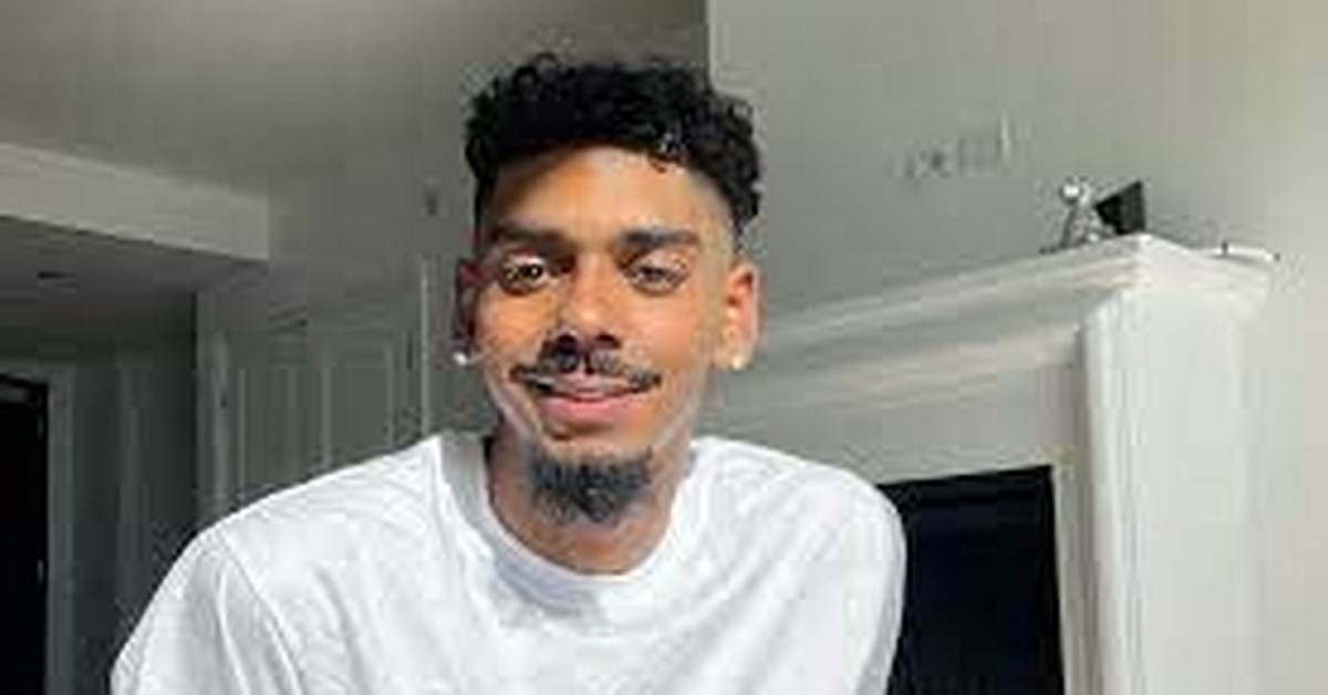 Julian Broadus- Wiki, Age, Height, Net Worth, Girlfriend, Ethnicity
