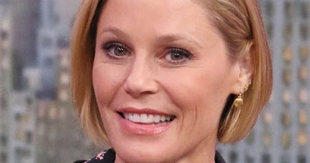 Julie Bowen Net Worth, Age, Height, Bio, Birthday, Wiki!