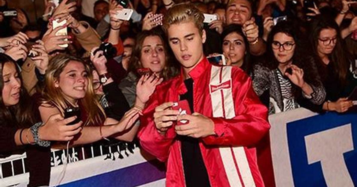 Justin Bieber Fans Trend the #Jbforjodie Campaign