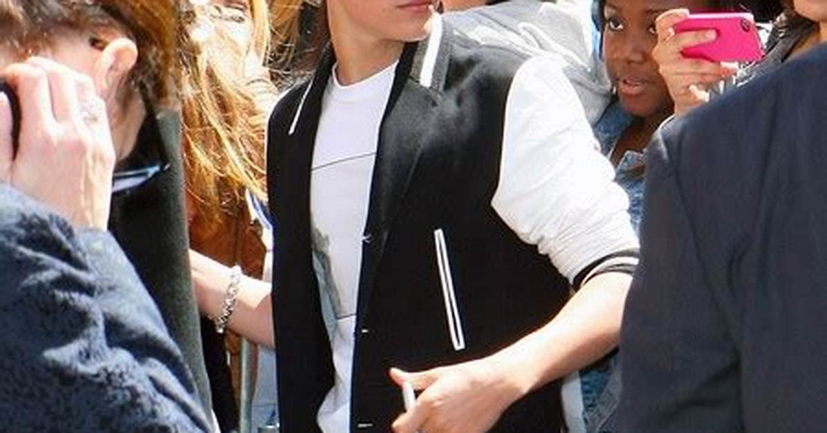 Justin Bieber Ruins Rap and Hip Hop (Video)