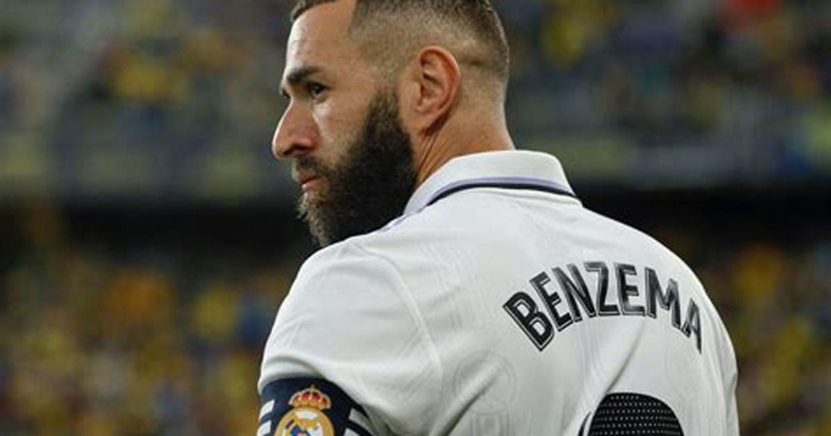 Karim Benzema Fr%C3%A8Res Et S%C5%93Urs 1200. Jpg
