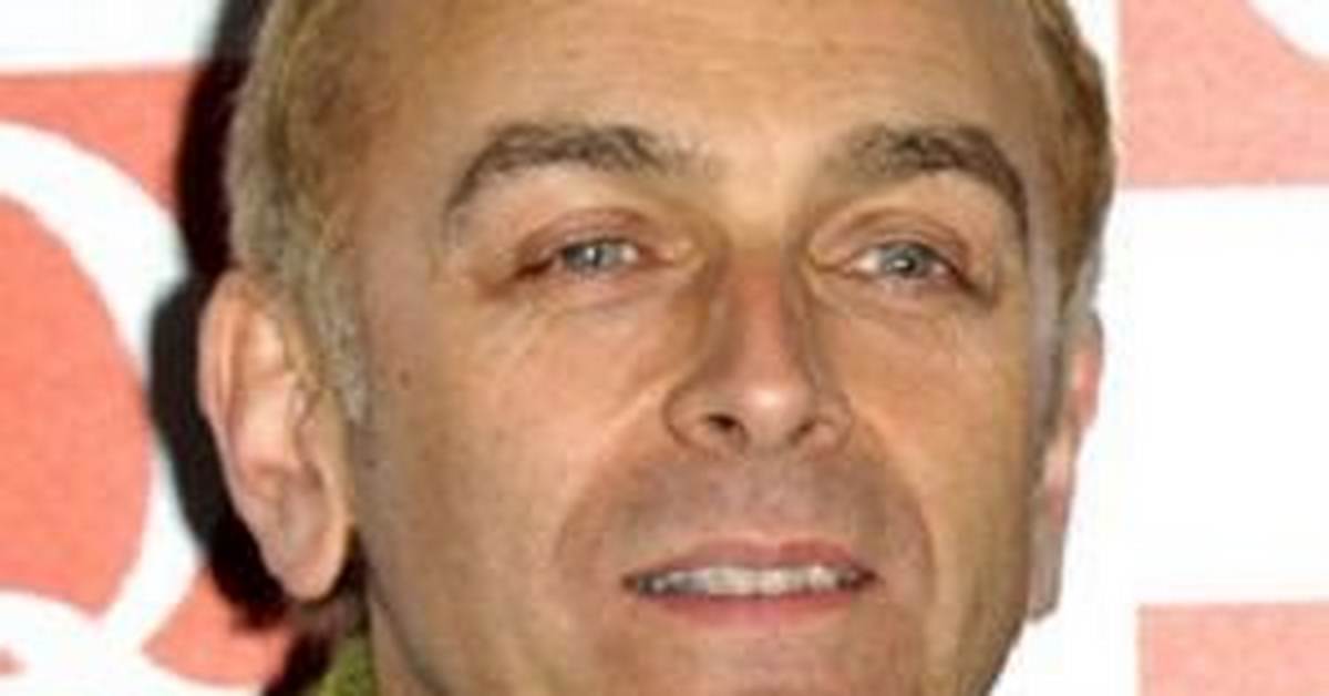Karl Hyde - Net Worth, Age, Height, Birthday, Bio, Wiki!
