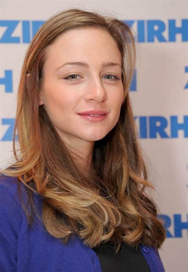 Katharine Towne - Net Worth, Age, Height, Birthday, Bio, Wiki!