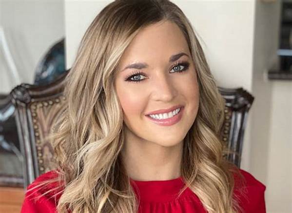 Katie Pavlich Biography: Twitter, Net Worth, Fox News, Age, Teeth, Husband, Makeup, Instagram, Children, Parents, Wikipedia, Nationality, Twitter