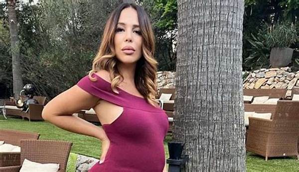 Kim Glow Enceinte De Qui