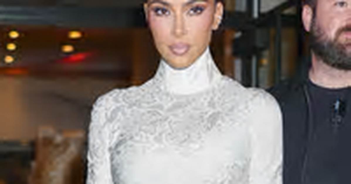 Kim Kardashian’s Surgical Scar from Boob Job Plastic Surgery Implants on Display in Paris (Photos)