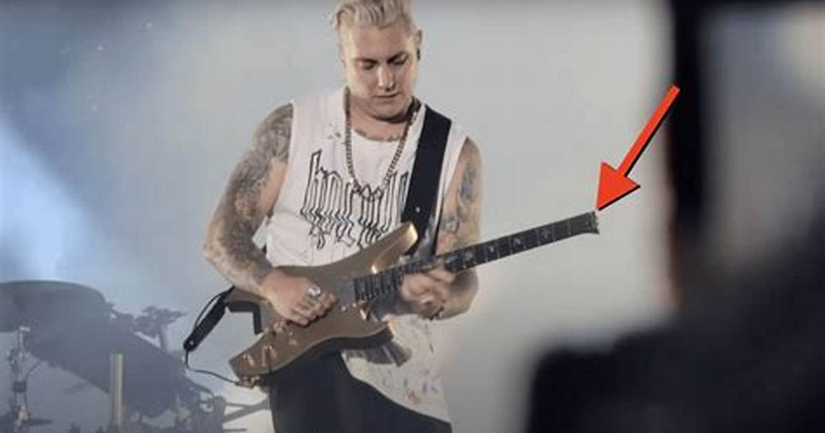 Know About Synyster Gates Love Life, Marriage, Children