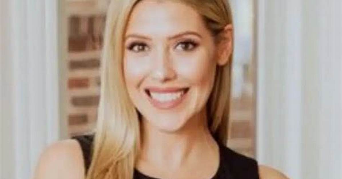 Laine Taylor- Age, Bio, Wiki, Weight, Height, Net Worth, Career