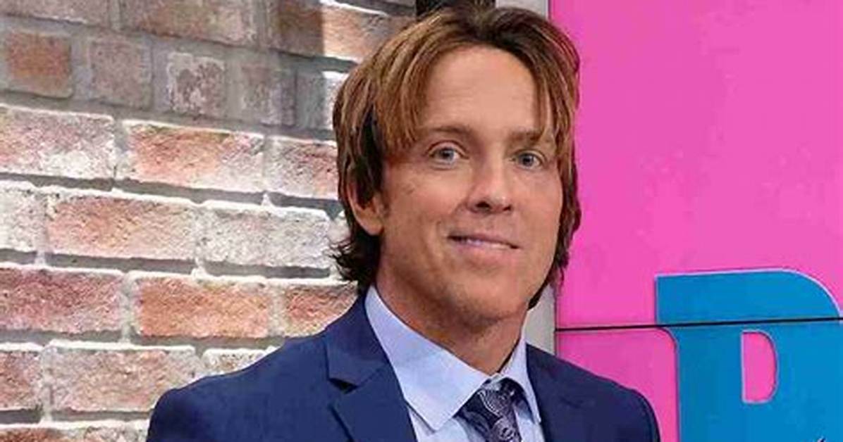 Larry Crane Net Worth, Age, Height, Bio, Birthday, Wiki!