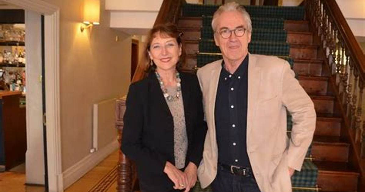 Larry Lamb’s Girlfriend: Who Is Larry Lamb Dating?